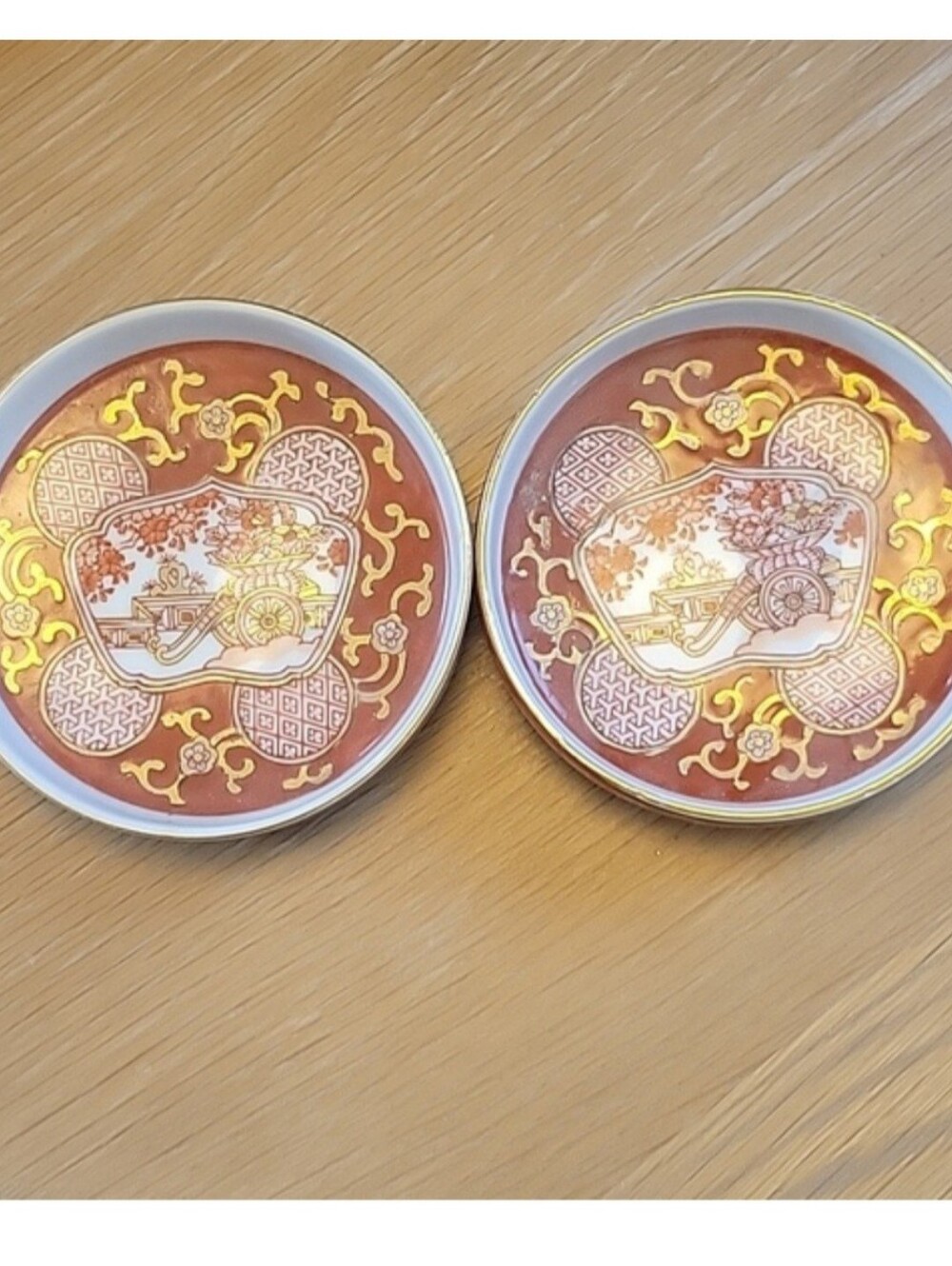 Pair of Vintage Hand Painted Imari Bowls